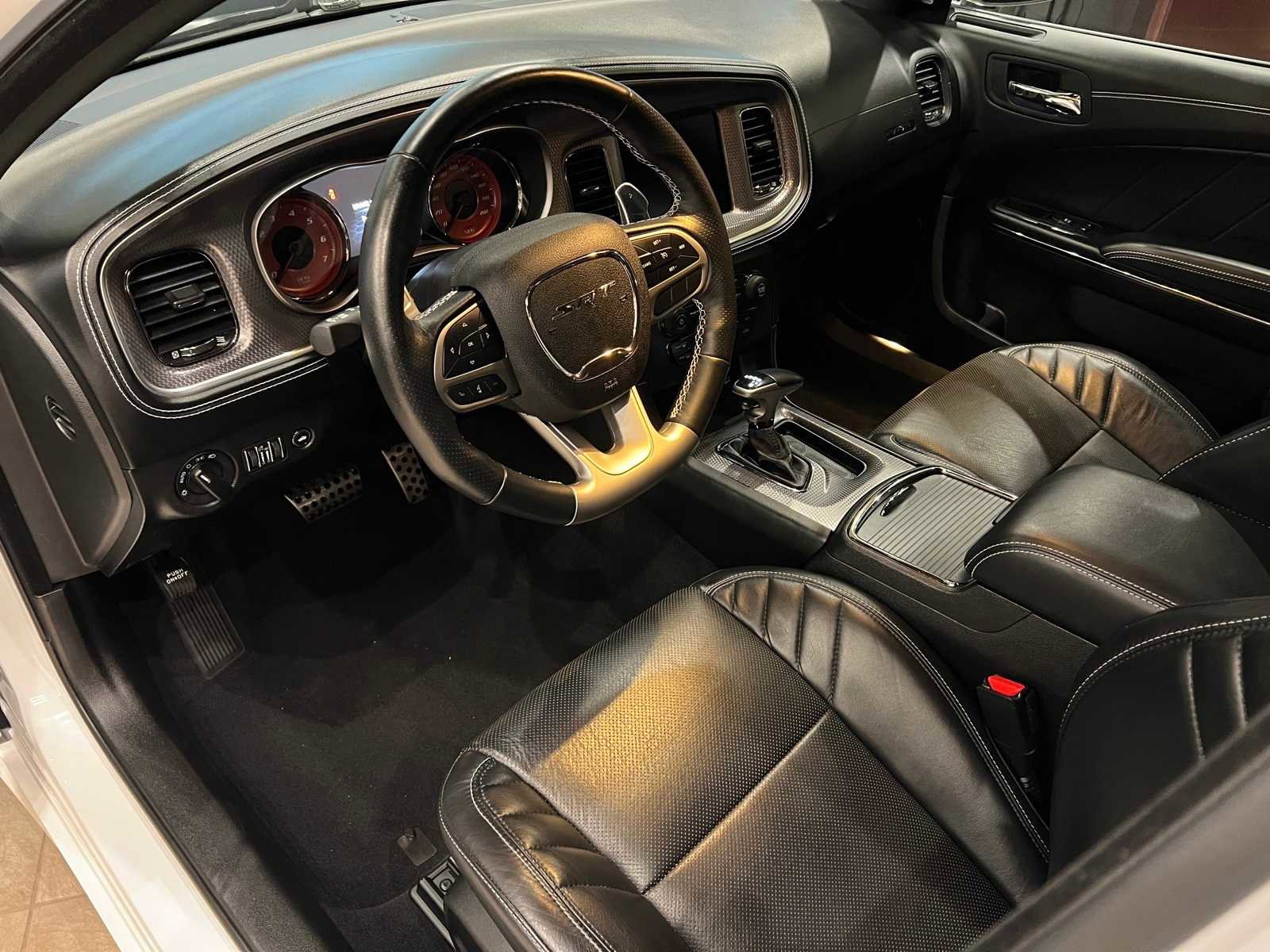 Used 2022 Dodge Charger SRT Hellcat image 2