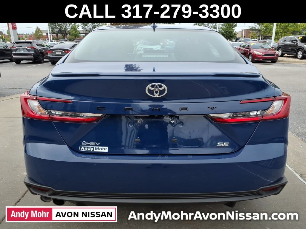 Used 2025 Toyota Camry SE FWD image 11