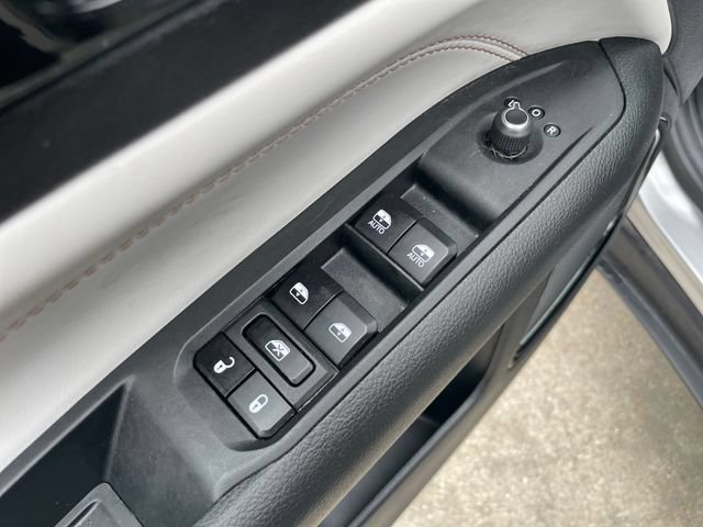 Used 2023 Jeep Compass Limited AWD/4WD image 21