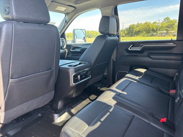 Used 2025 Chevrolet Silverado 2500 LTZ w/ LTZ Convenience Package AWD/4WD image 26