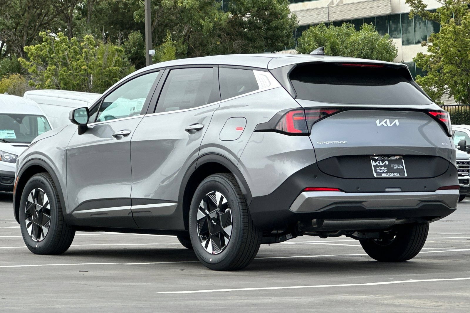 New 2026 Kia Sportage LX FWD image 6