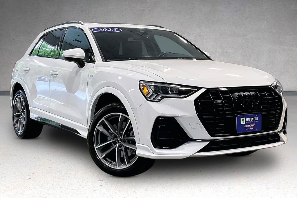 Used 2023 Audi Q3 2.0T Premium AWD/4WD image 3