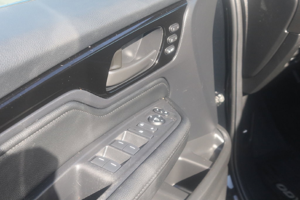 Used 2026 Honda Odyssey Touring image 6