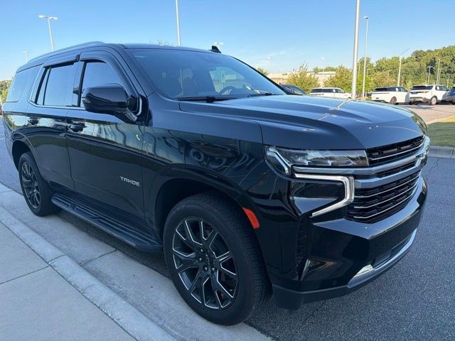 Used 2024 Chevrolet Tahoe LT w/ Luxury Package AWD/4WD image 7