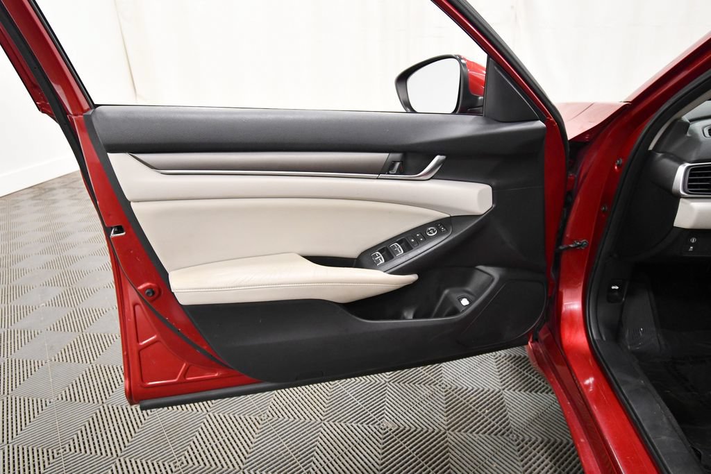 Certified 2018 Honda Accord LX image 12