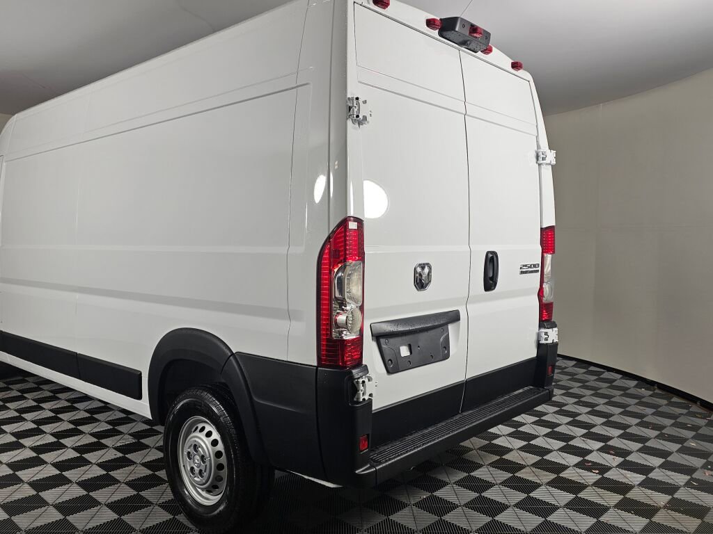 New 2026 RAM ProMaster 2500 FWD image 13