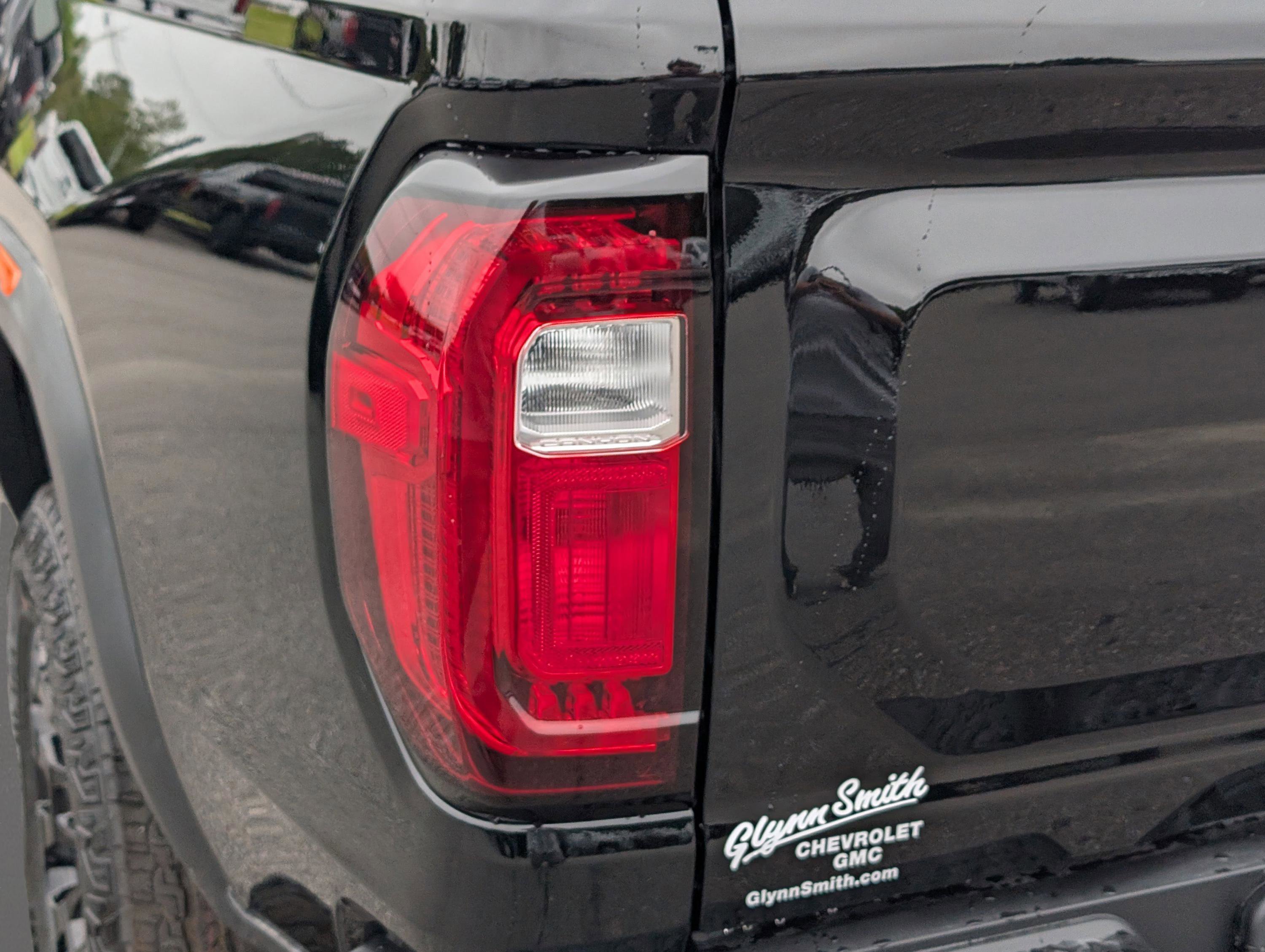 New 2026 GMC Canyon AT4 w/ Off-Road Front Bumper Package image 11