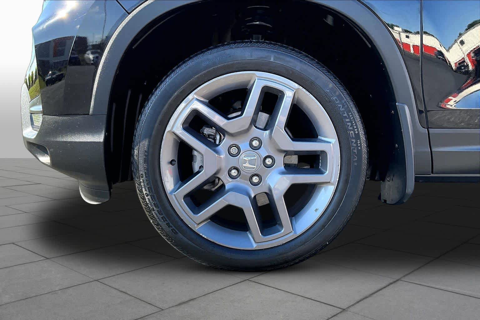 Used 2023 Honda Passport EX-L image 11