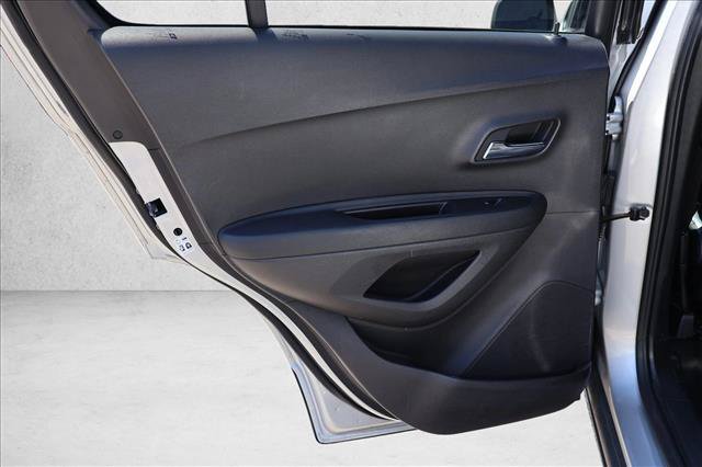 Used 2019 Chevrolet Trax LT w/ Driver Confidence Package AWD/4WD image 21