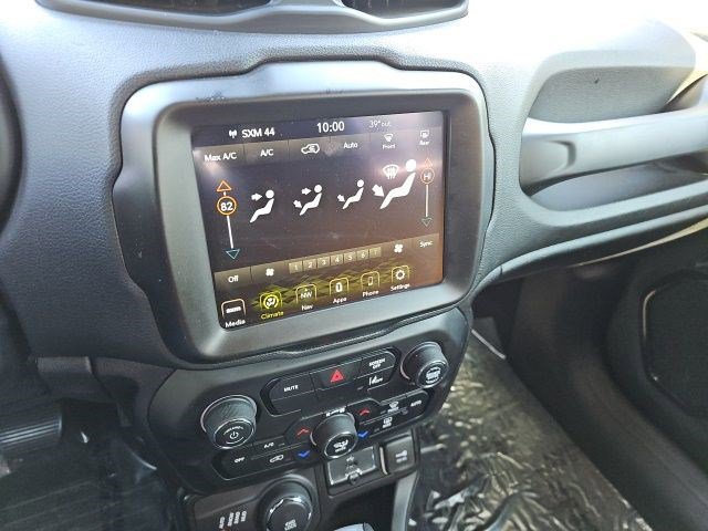 Used 2023 Jeep Renegade Altitude image 23