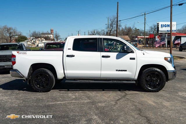 Used 2019 Toyota Tundra SR5 w/ SR5 Upgrade Package image 4