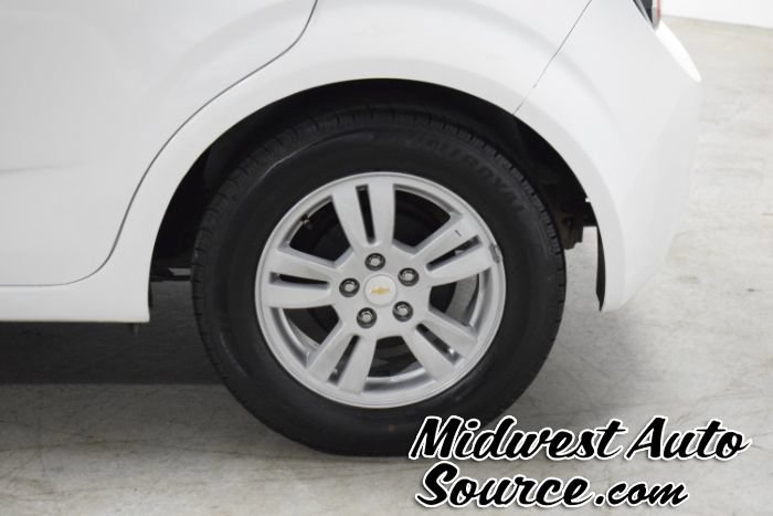 Used 2015 Chevrolet Sonic LT FWD image 8