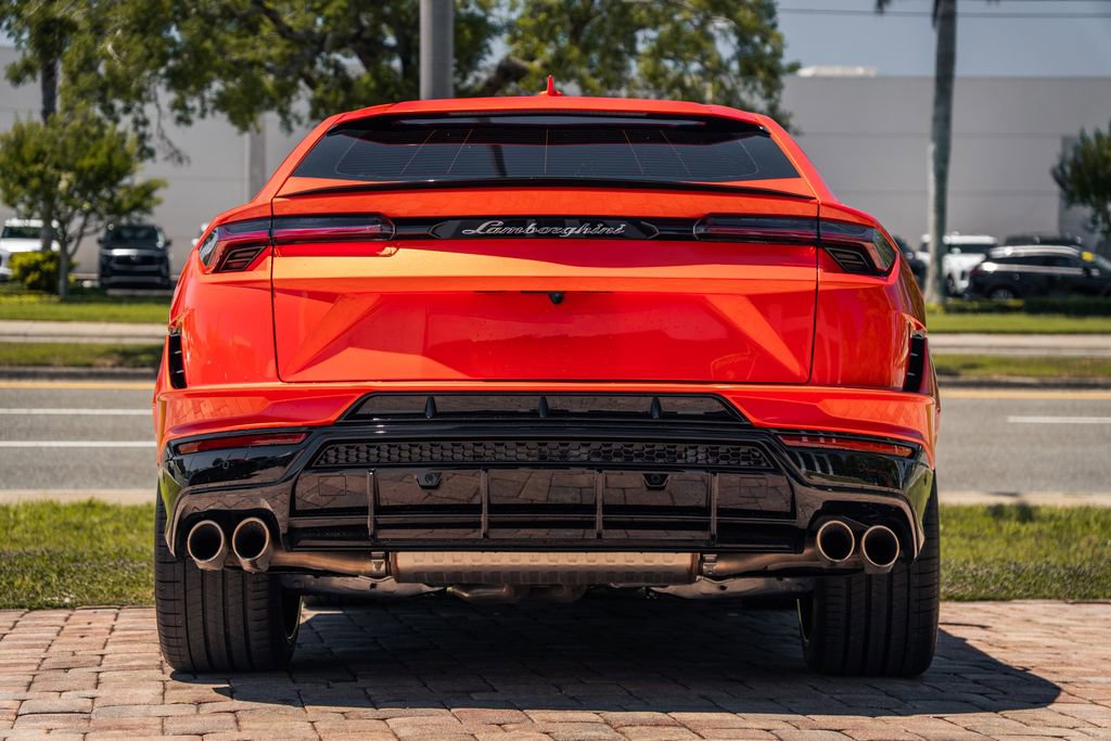Used 2024 Lamborghini Urus S AWD/4WD image 5