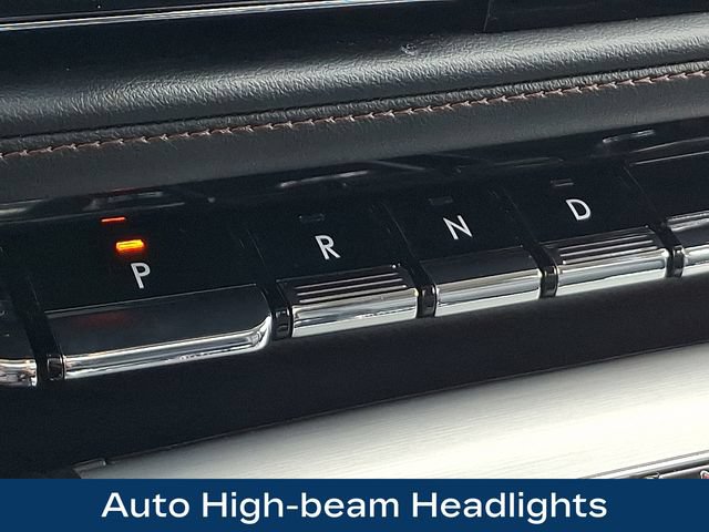 Used 2023 Lincoln Aviator AWD w/ Premium Package image 11