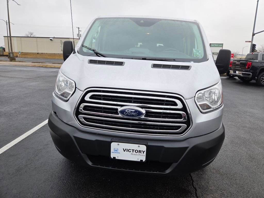 Used 2019 Ford Transit 350 XLT image 2