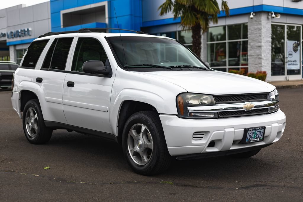 Used 2008 Chevrolet TrailBlazer 4WD image 6