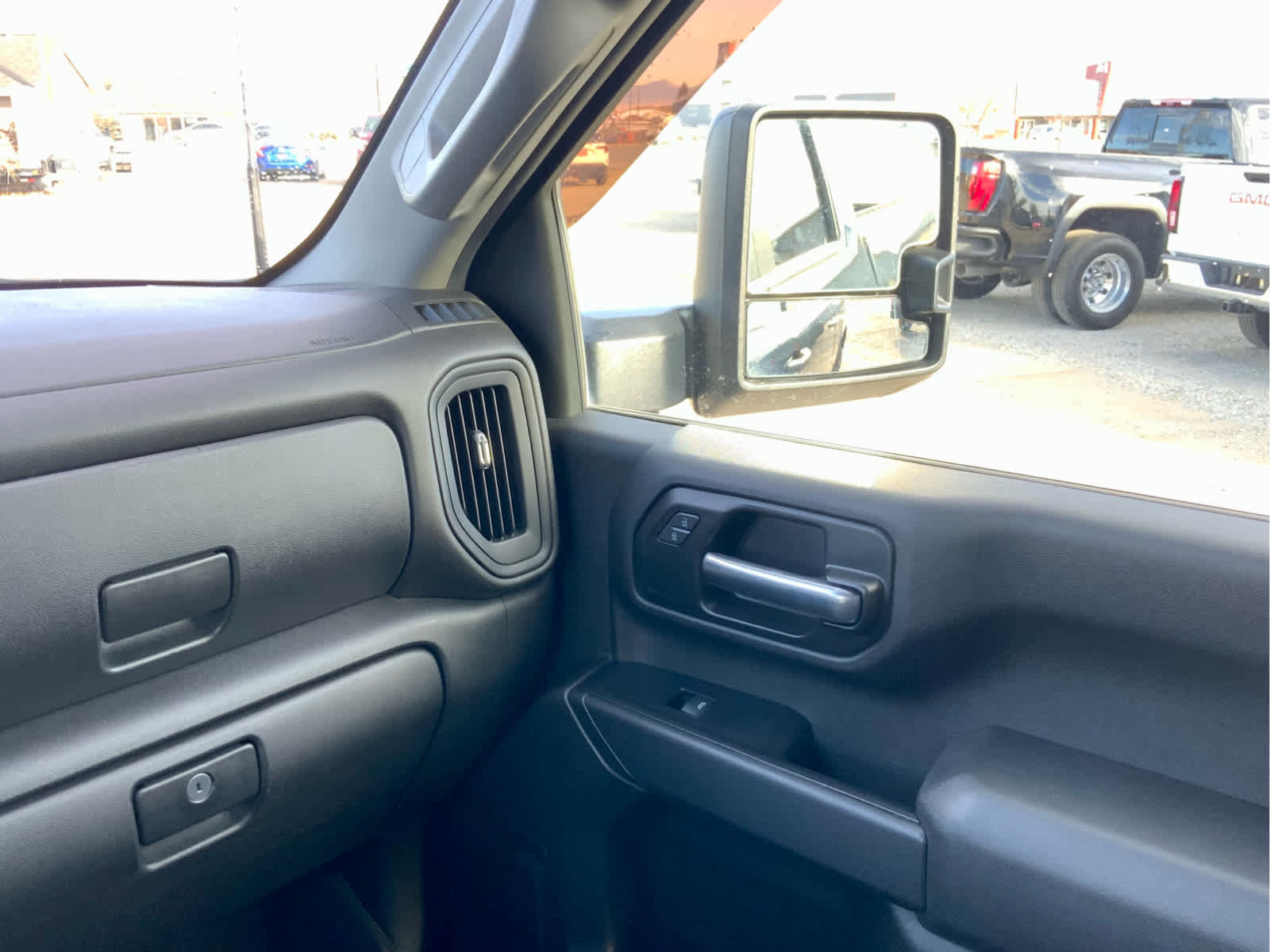 Used 2020 Chevrolet Silverado 2500 Custom w/ Custom Value Package image 35