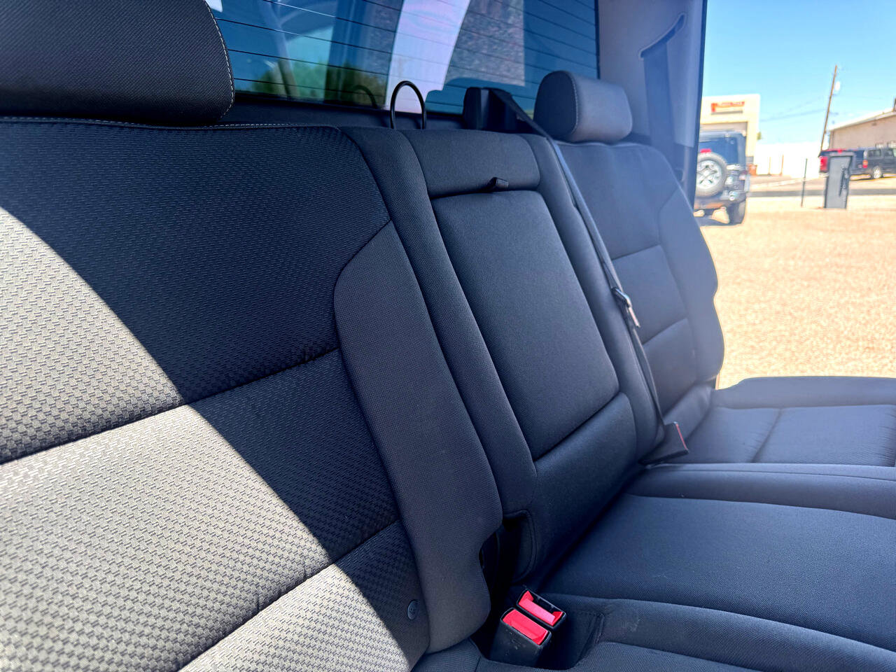 Used 2018 Chevrolet Silverado 1500 LT w/ All Star Edition image 42