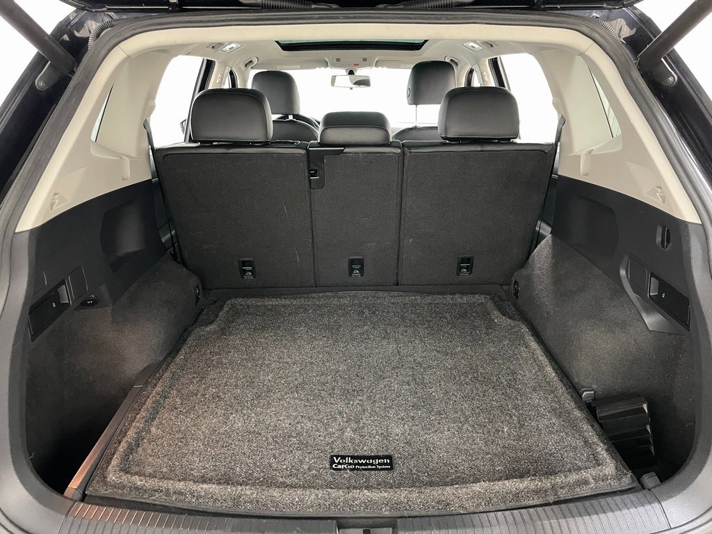 Used 2018 Volkswagen Tiguan SEL image 41