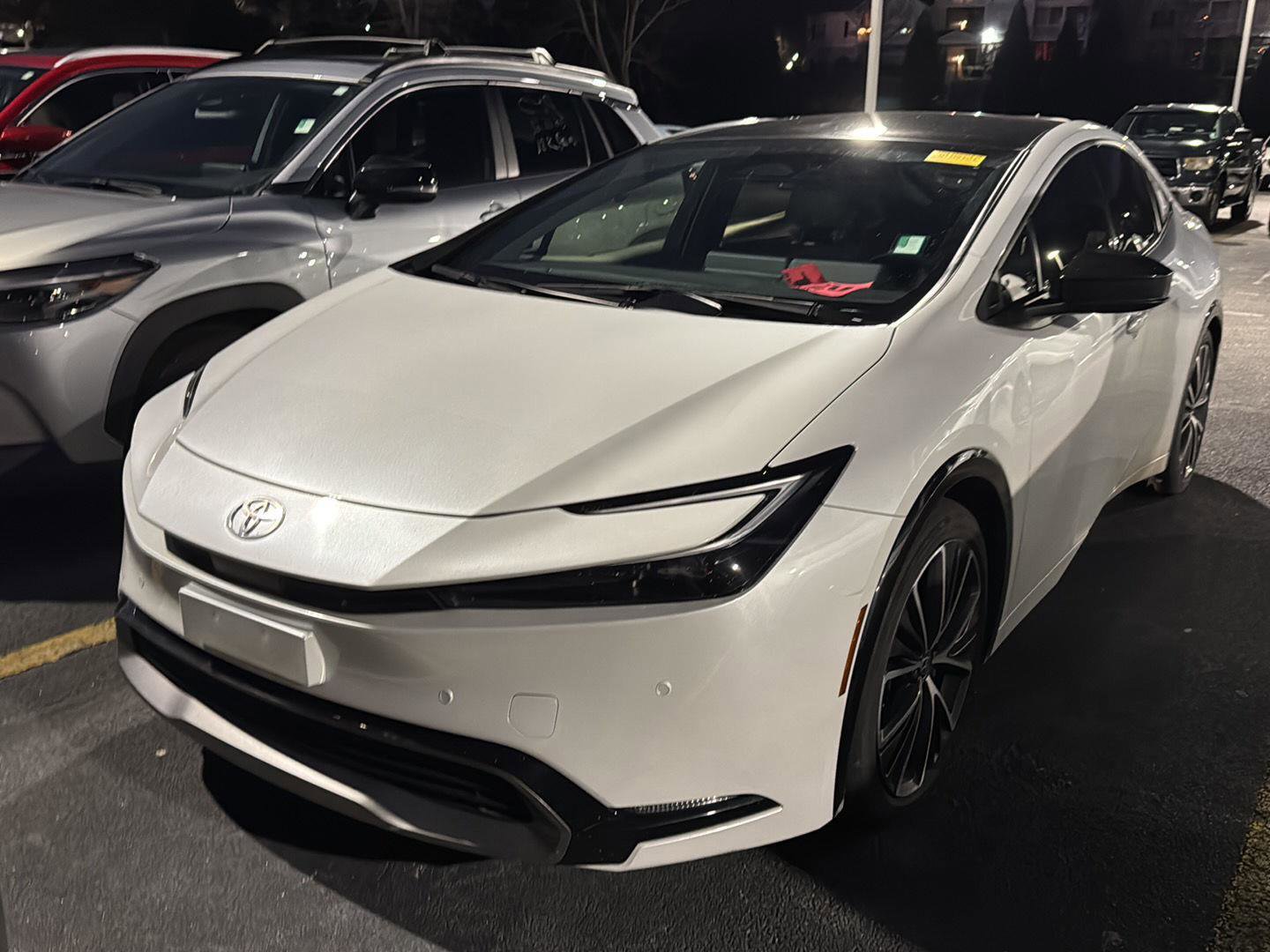 Used 2023 Toyota Prius XLE image 10