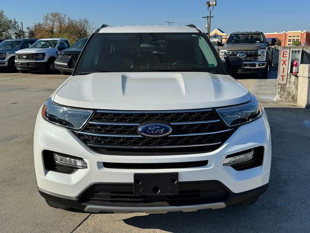 Used 2023 Ford Explorer XLT w/ Equipment Group 202A image 2