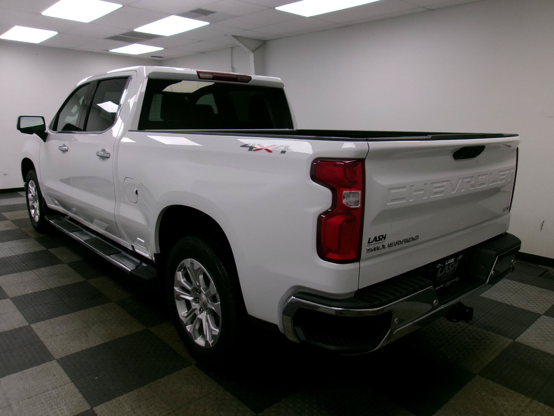 Used 2023 Chevrolet Silverado 1500 LTZ w/ Max Trailering Package AWD/4WD image 2