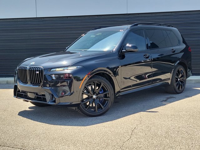 Used 2024 BMW X7 M60i AWD/4WD image 1