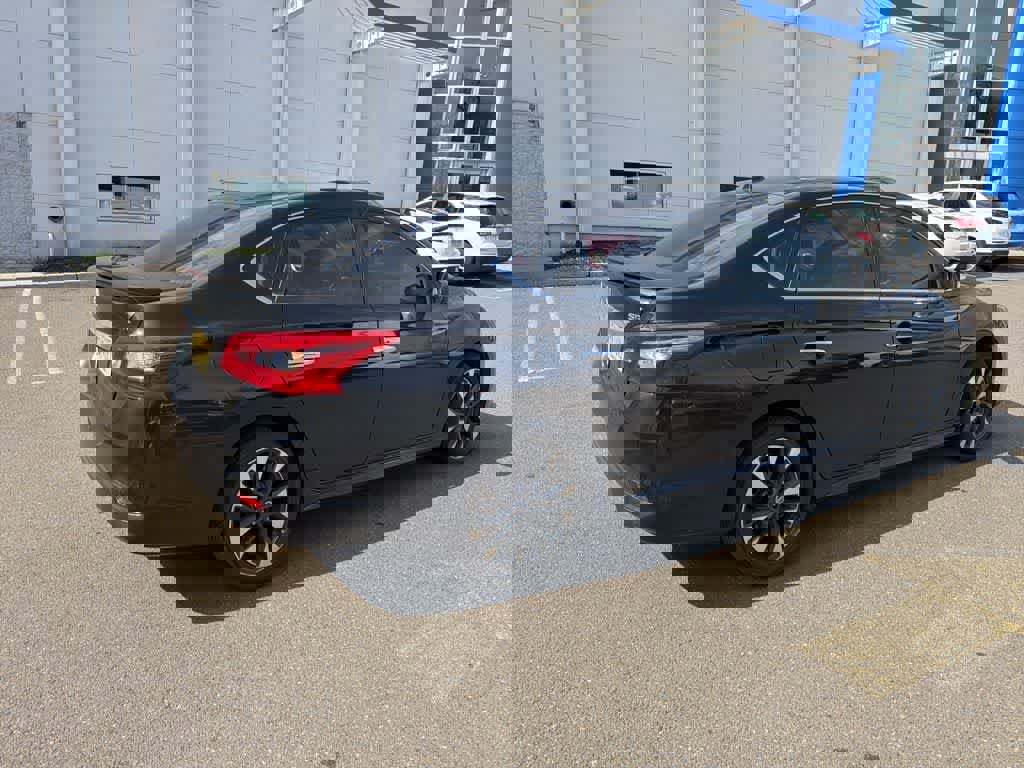 Used 2018 Nissan Sentra SR image 14