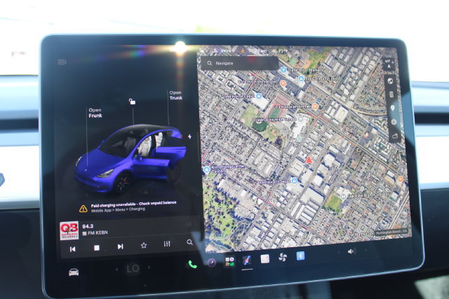 Used 2023 Tesla Model Y Performance AWD/4WD image 22