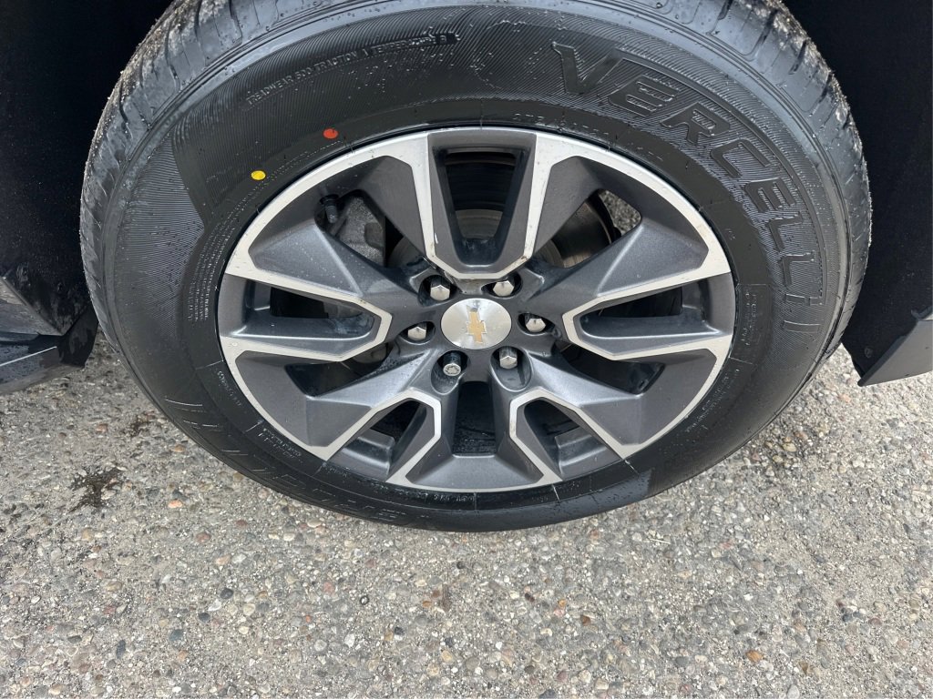 Used 2021 Chevrolet Tahoe LS w/ Driver Alert Package image 17