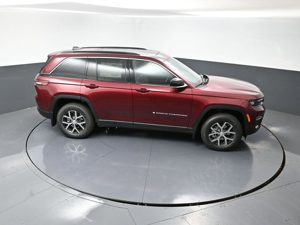 New 2025 Jeep Grand Cherokee Limited w/ Trailer Tow Package image 41