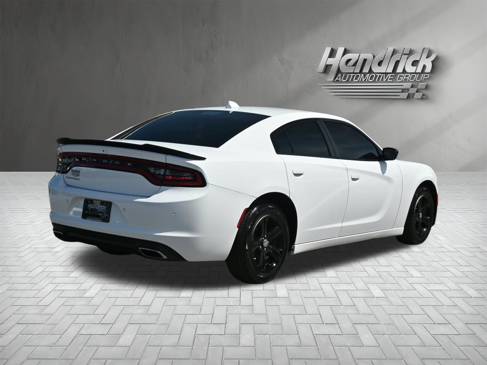 Used 2023 Dodge Charger SXT RWD image 9