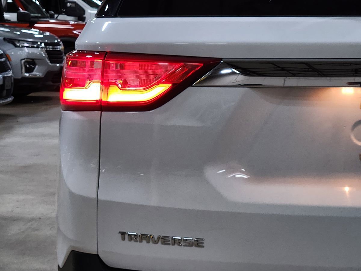 Used 2018 Chevrolet Traverse LS FWD image 20