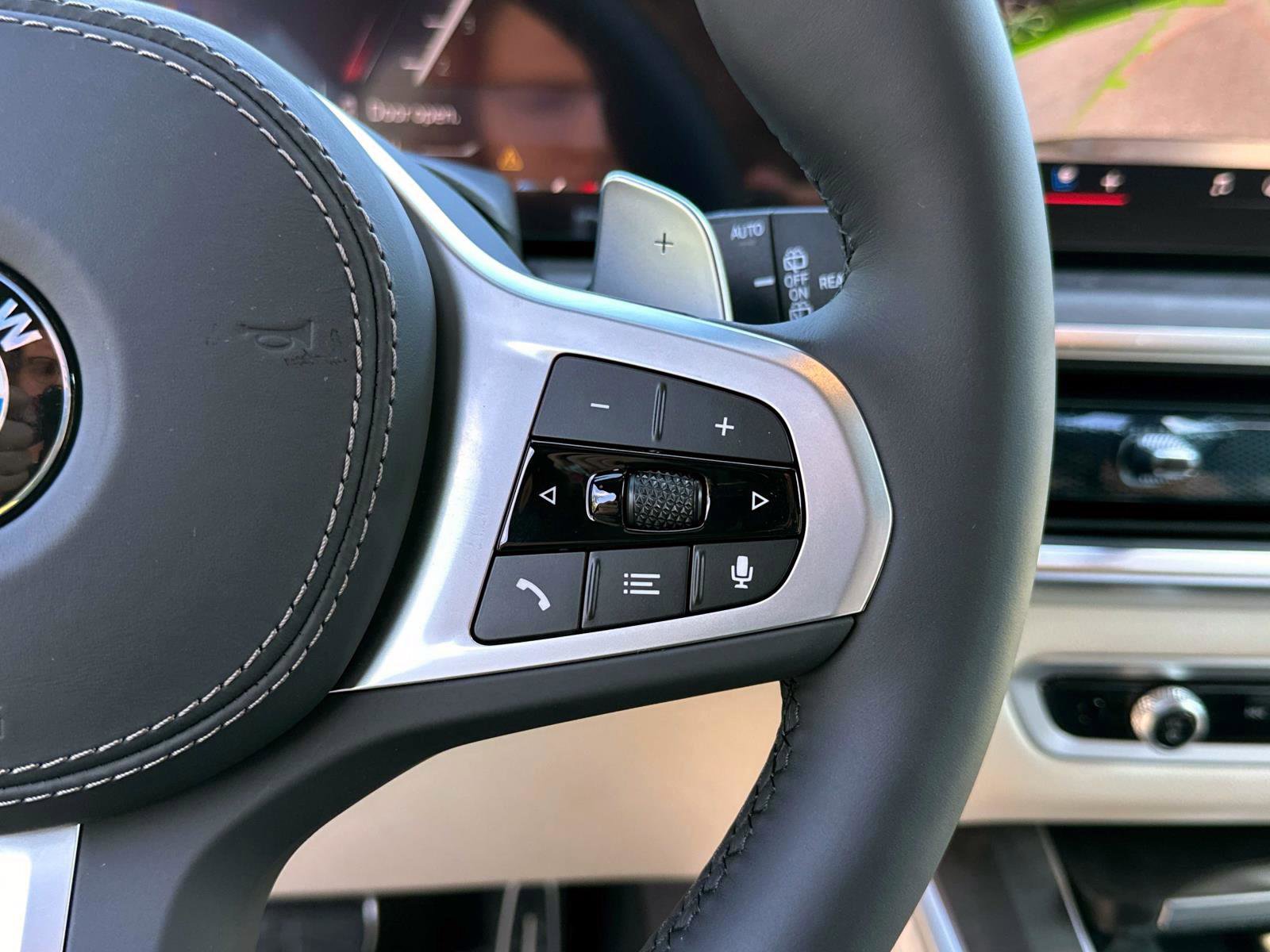 New 2026 BMW X5 xDrive40i w/ Executive Package image 25