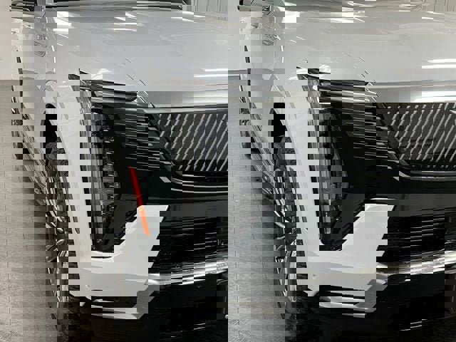 New 2026 Cadillac Escalade IQL Luxury image 10