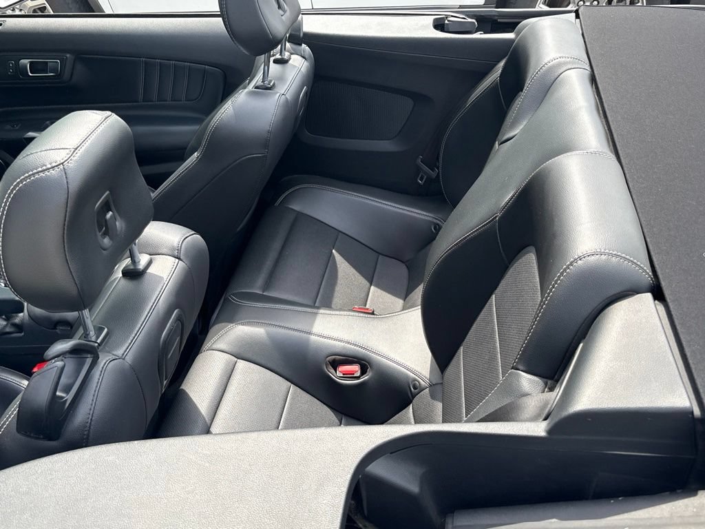 Used 2022 Ford Mustang Premium RWD image 11
