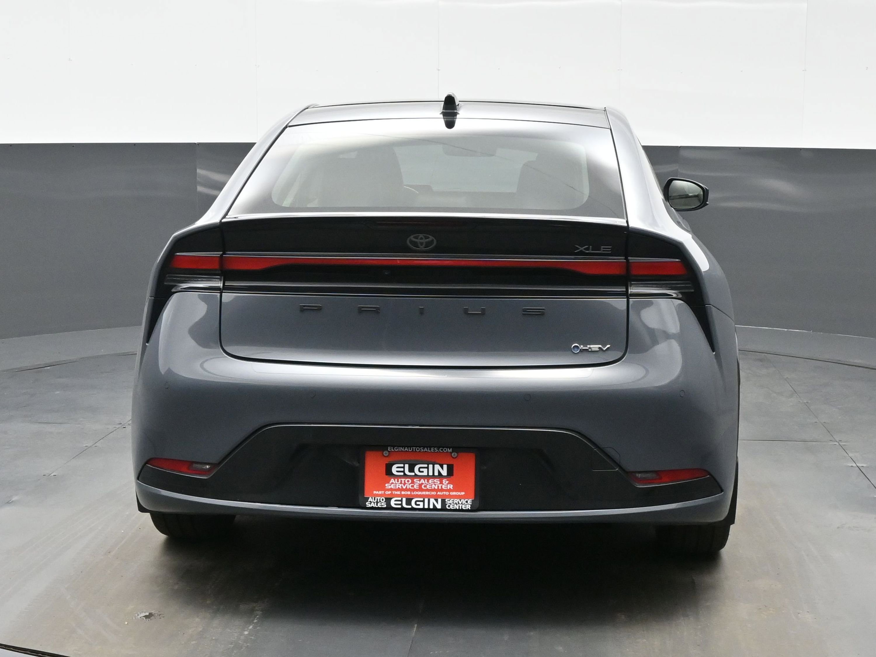 Used 2023 Toyota Prius XLE AWD/4WD image 5