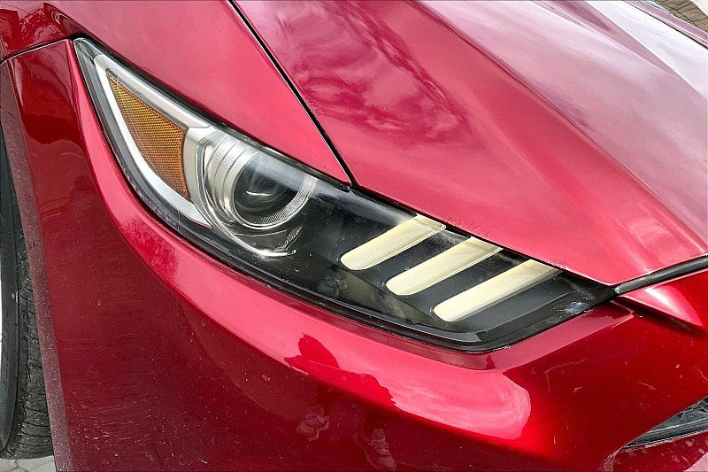 Used 2015 Ford Mustang Coupe image 23