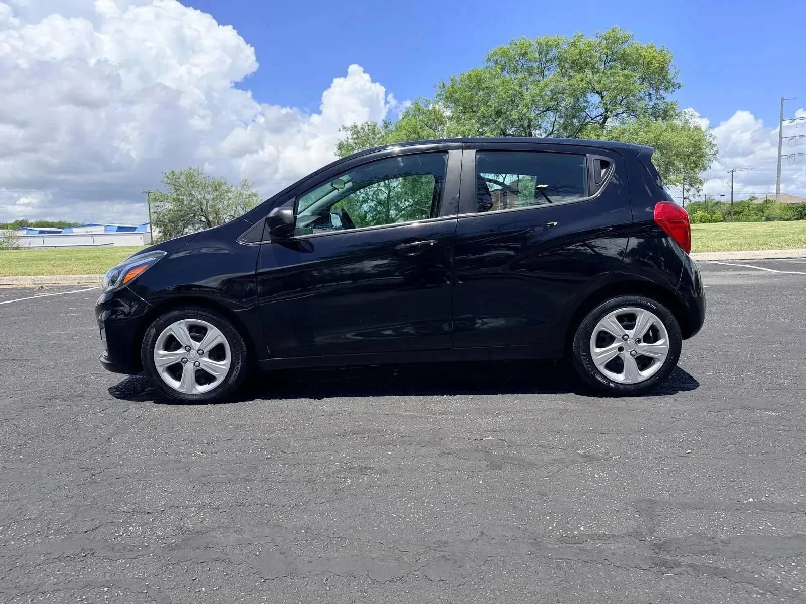 Used 2019 Chevrolet Spark LS FWD image 4