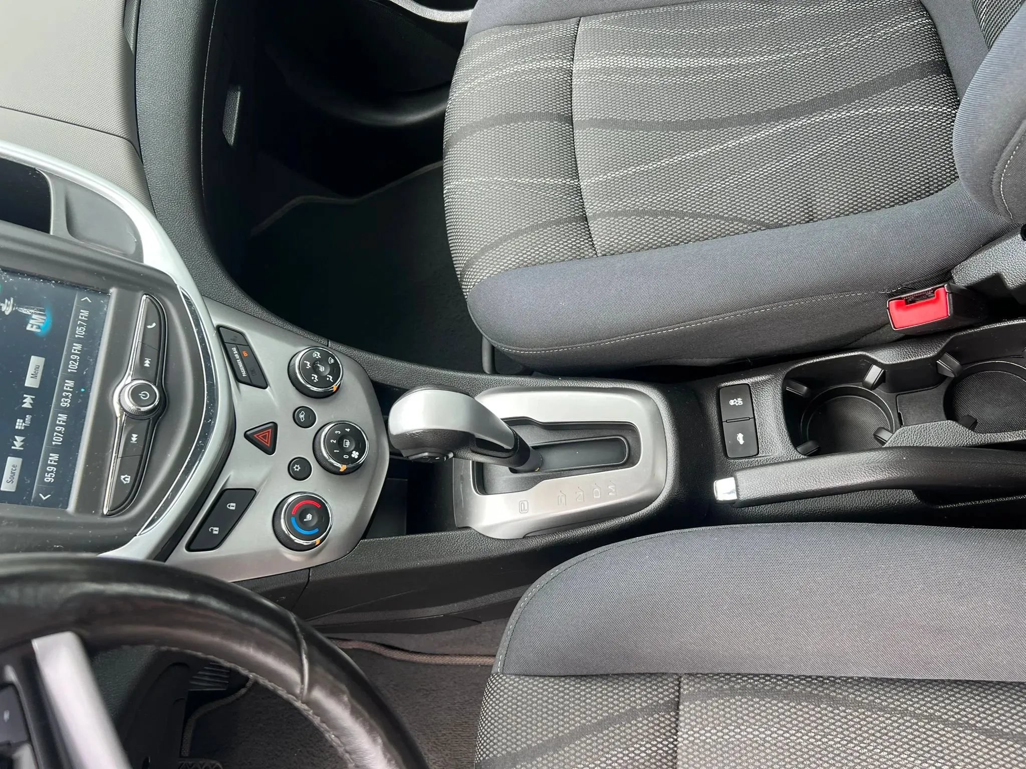 Used 2017 Chevrolet Sonic LT w/ Convenience Package FWD image 15