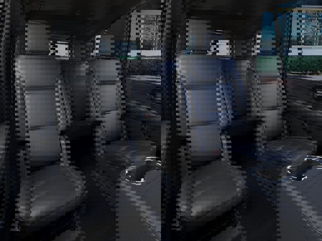 New 2026 GMC Yukon Denali w/ Sun & Power Step Package image 18