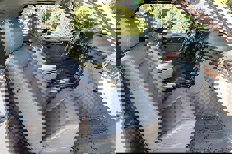 Used 1995 Mercedes-Benz E 320 Convertible image 54