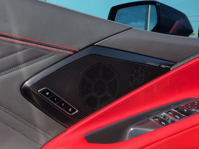 Used 2025 Chevrolet Corvette Z06 w/ Stealth Interior Trim Package RWD image 21