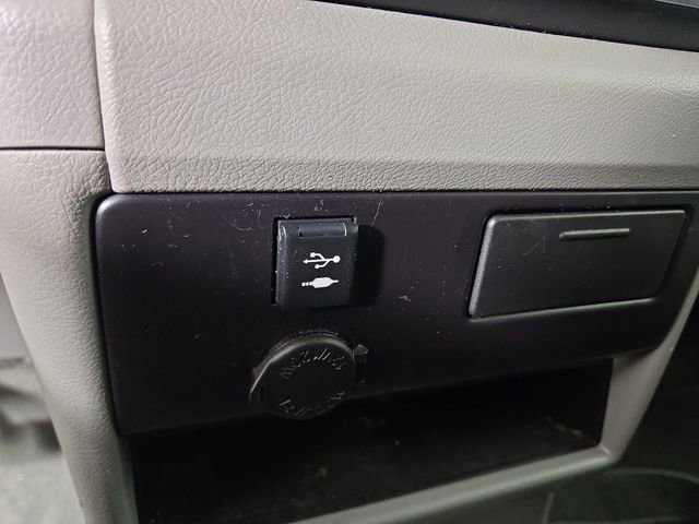 Used 2018 Toyota Sienna LE image 25