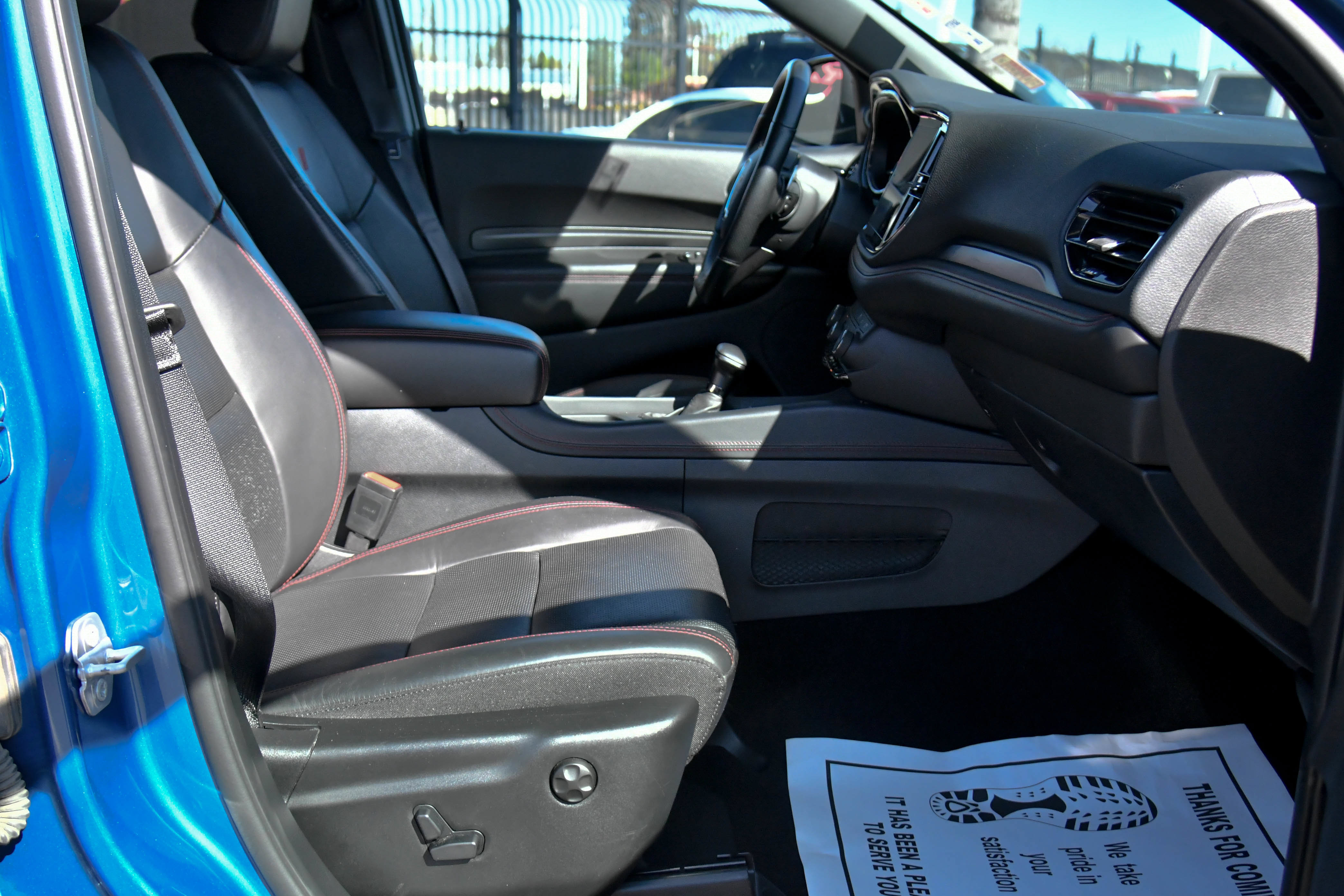 Used 2025 Dodge Durango GT AWD/4WD image 50
