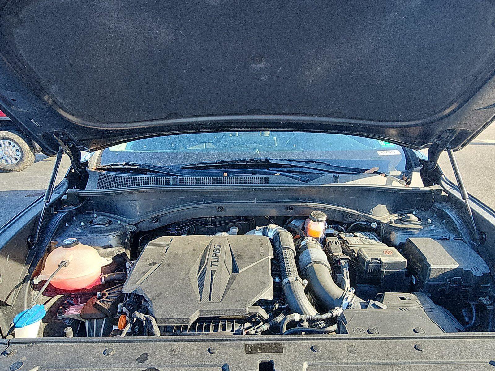 Used 2022 Hyundai Santa Fe Limited image 11