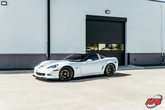 Used 2013 Chevrolet Corvette Z06 w/ 3LZ Preferred Equipment Group RWD image 43