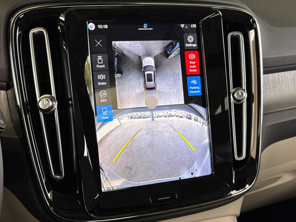 New 2026 Volvo XC40 B5 Ultra w/ Protection Package Premier AWD/4WD image 19