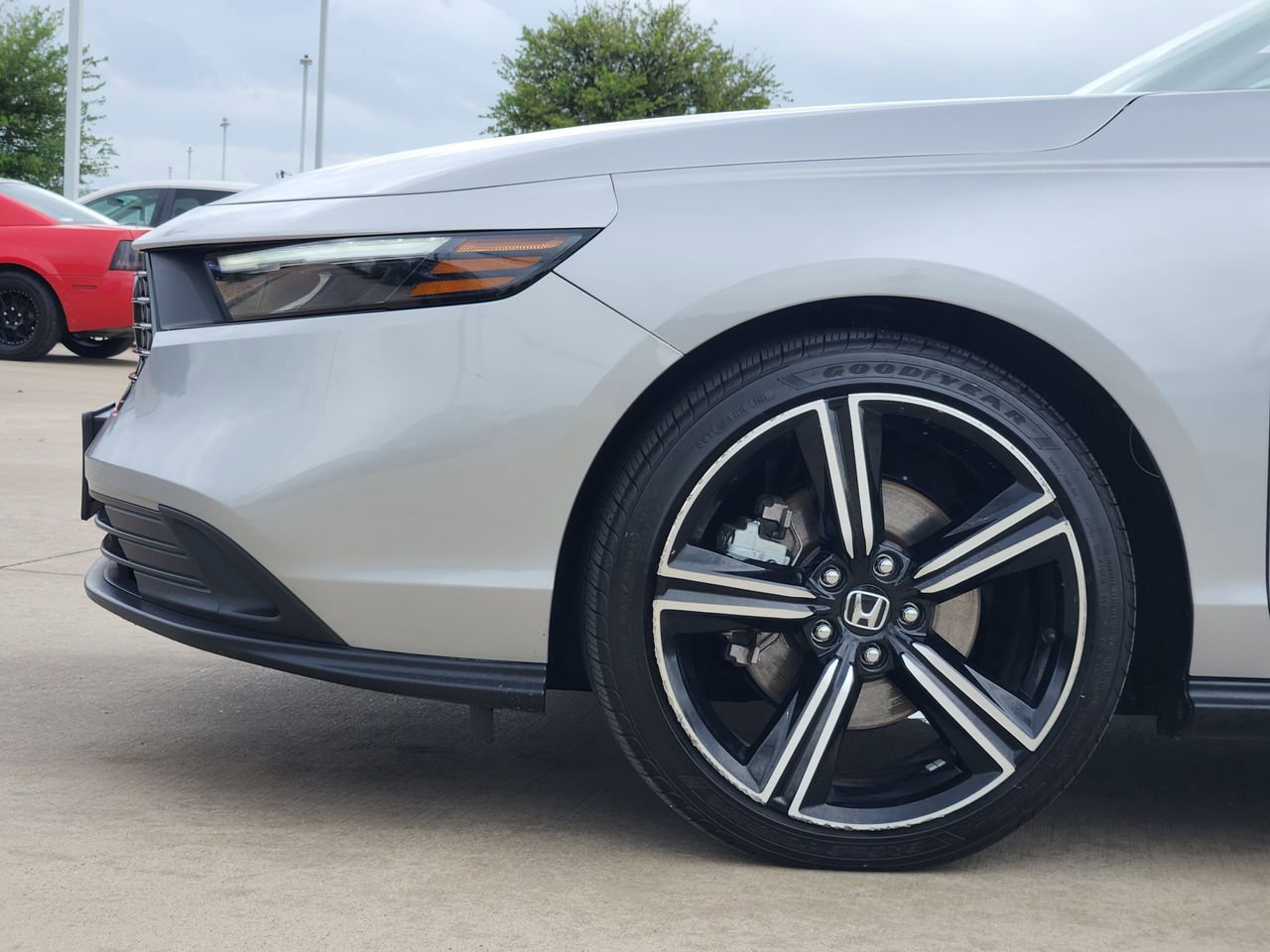 Used 2023 Honda Accord Sport image 8