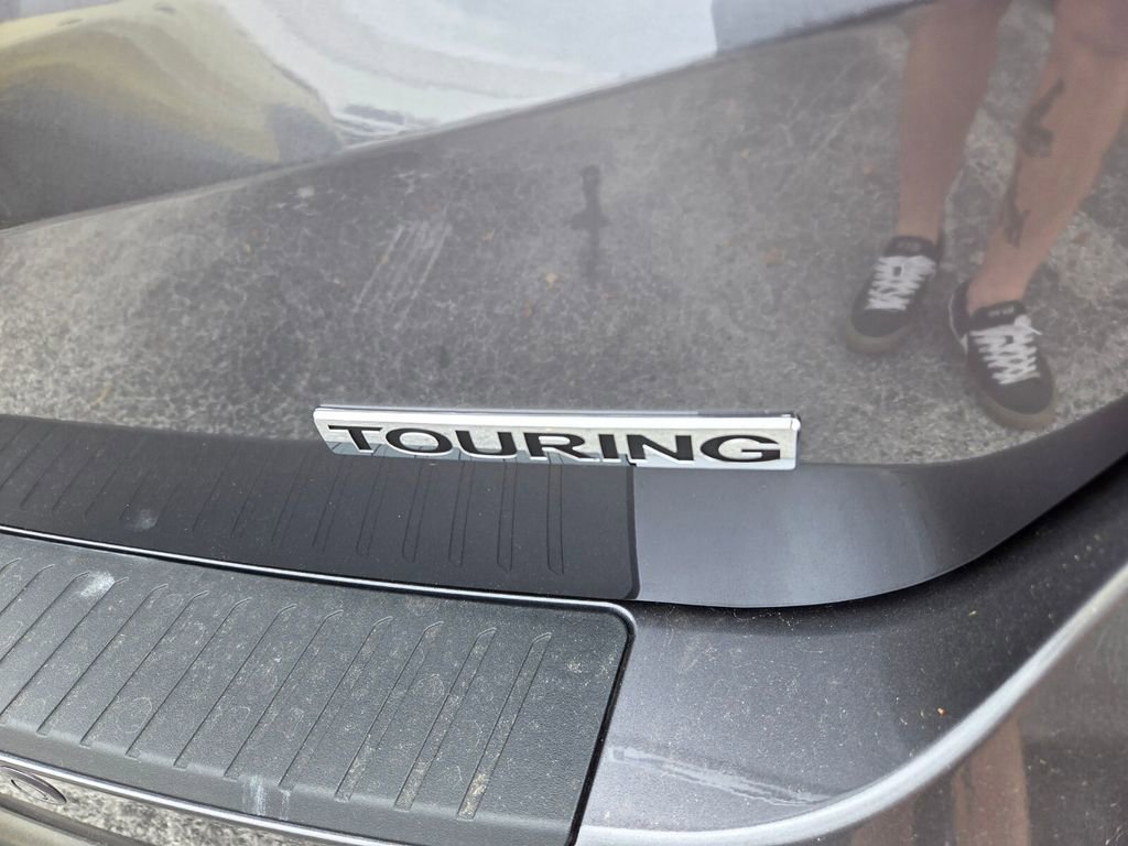 Used 2026 Honda Odyssey Touring image 15